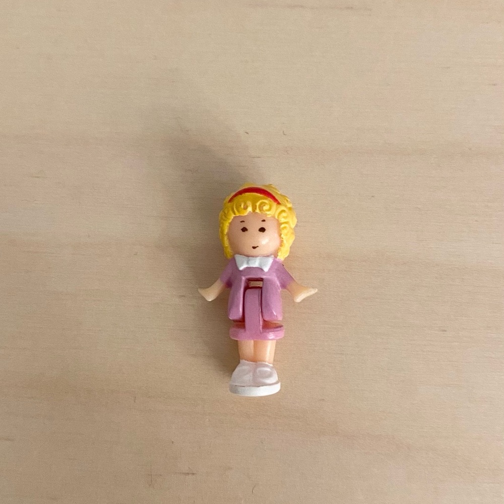 1989 Classic Polly Pocket Figure